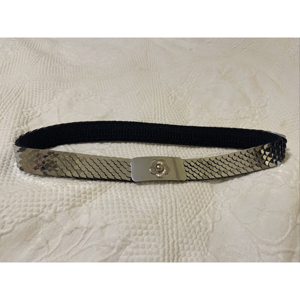 Vintage Silver Metal Fish Scale Elastic Stretch Belt Flower Buckle 25”-32”